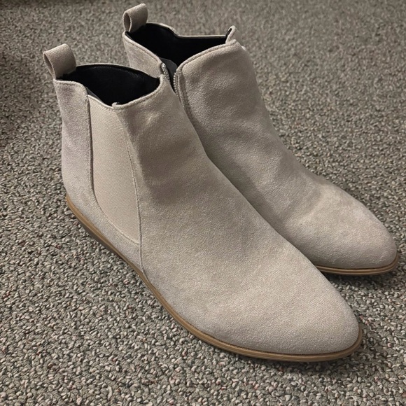 SHEIN Shoes - SHEIN Cream Ankle Booties with Elastic Panels